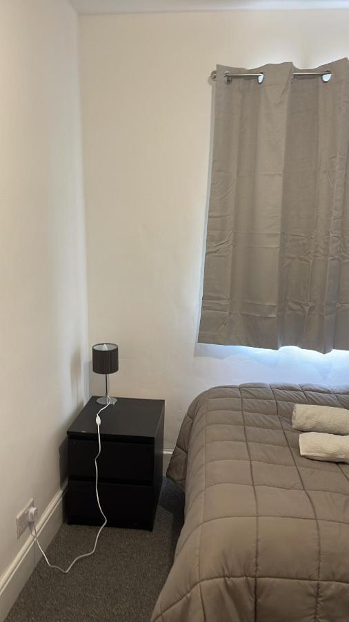 Small Room In Horfield 3 Bristol Eksteriør bilde